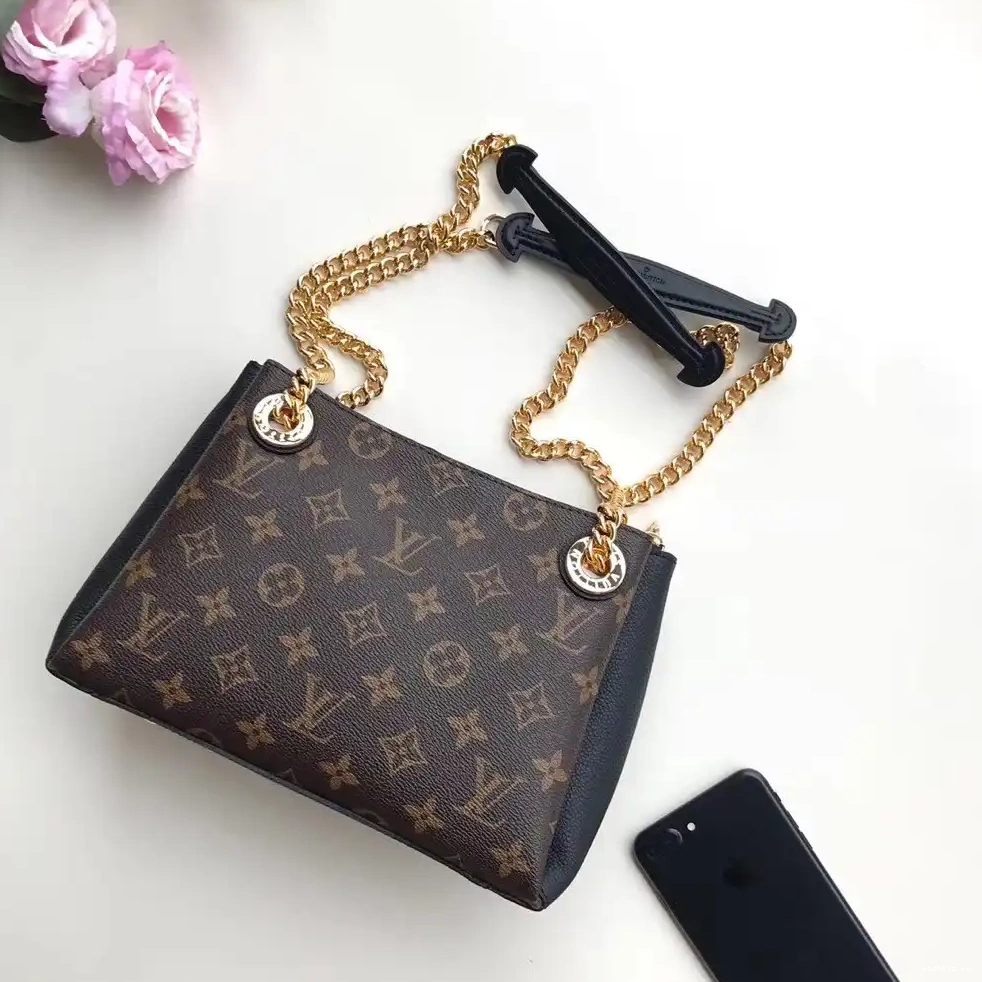 WIS BB SURENE Louis Vuitton 0623
